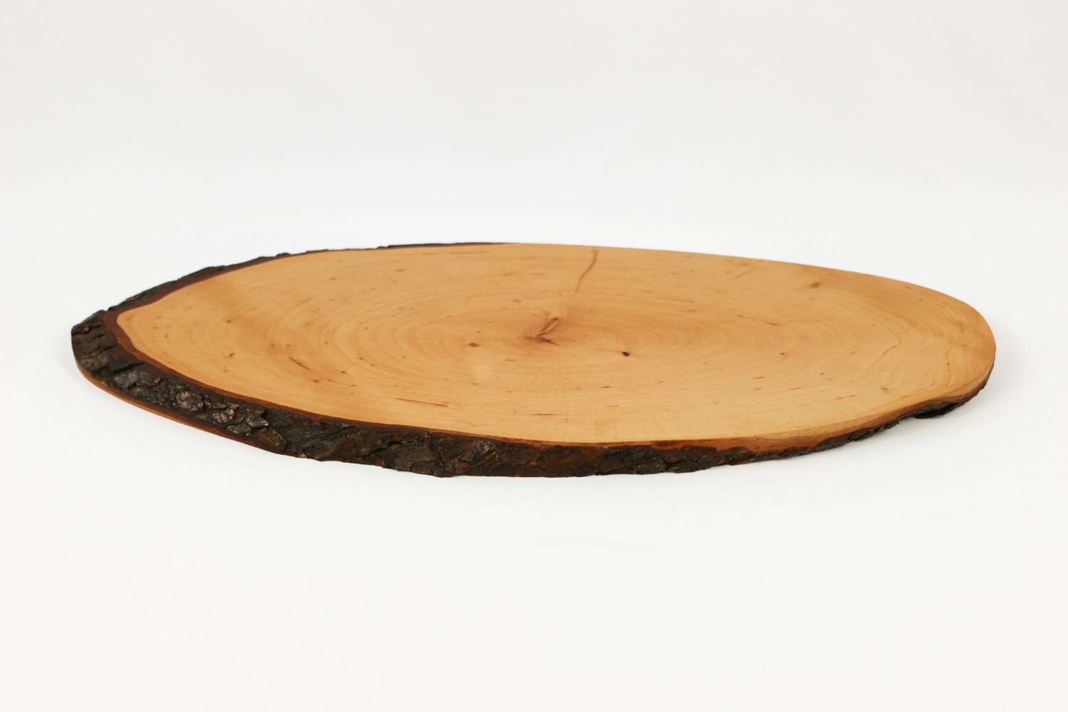 naturbelassenes Rindenbrett aus Eschenholz 70cm