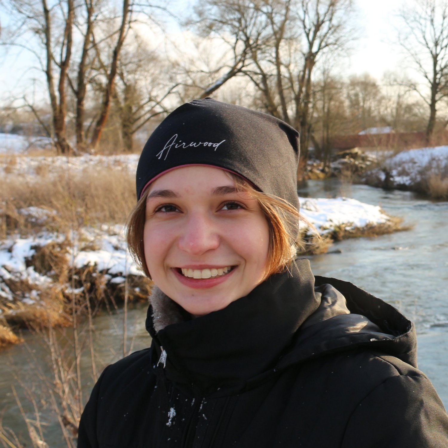 Beanie FJELL schwarz / rot