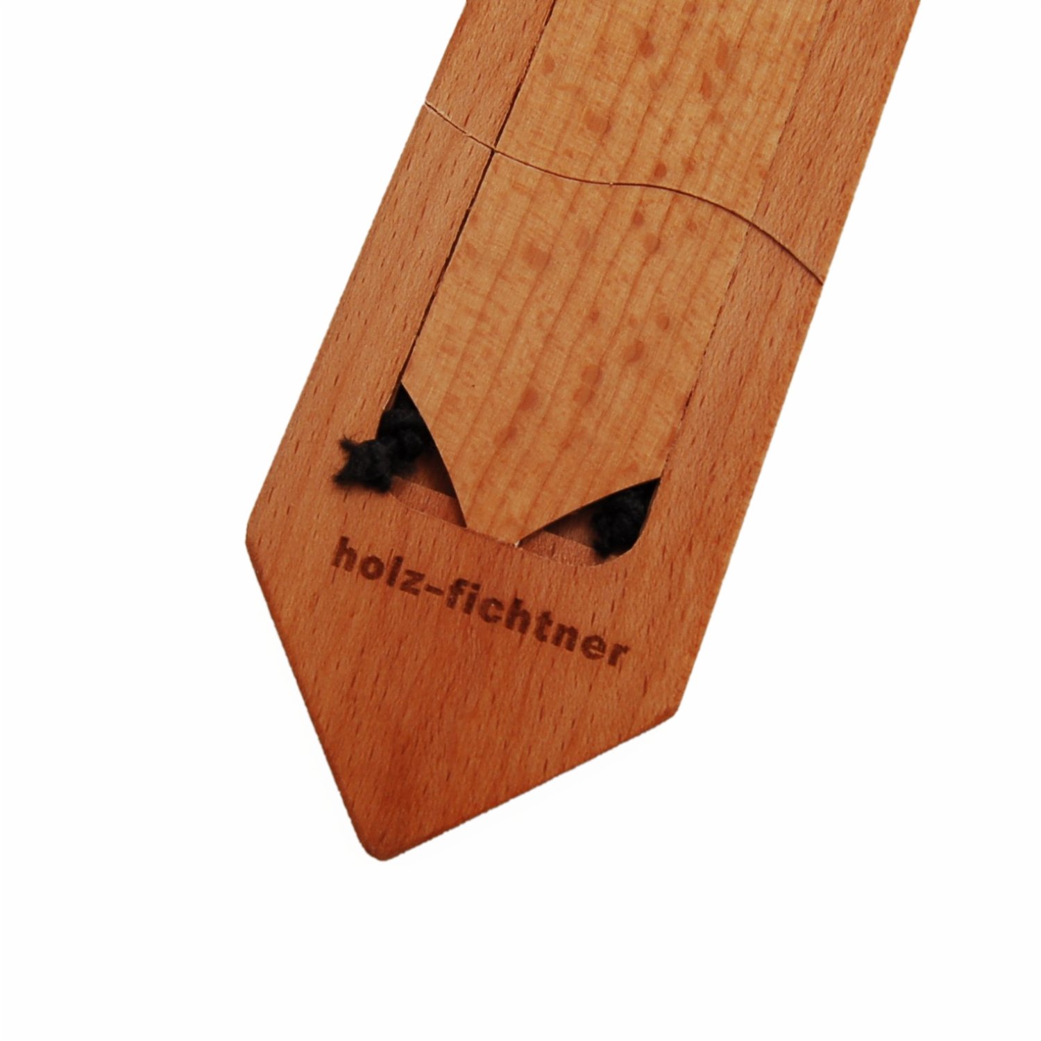 Holzkrawatte aus gedämpfter Buche von Holz-Fichtner
